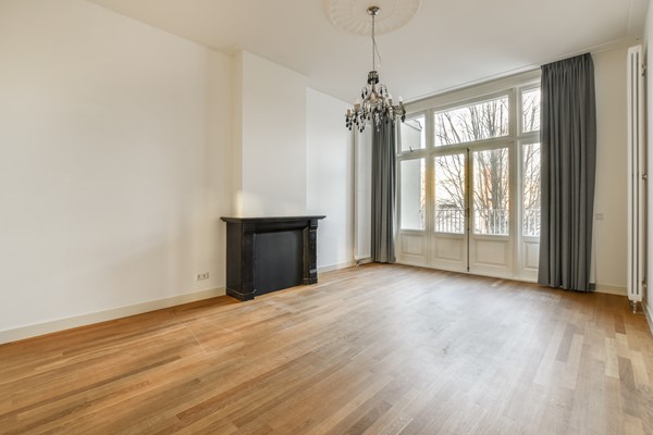 Medium property photo - Van De Veldestraat 7-2, 1071 CW Amsterdam